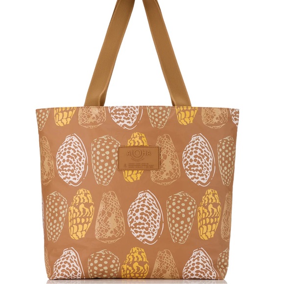 ALOHA Collection Handbags - ALOHA collection SHELL HAUL DAY TRIPPER